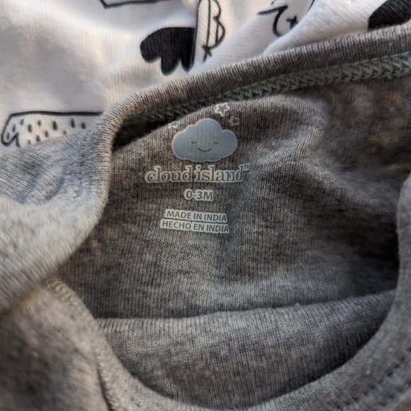 Cloud Island 4 pack short sleeve onesies - Picture 3 of 4